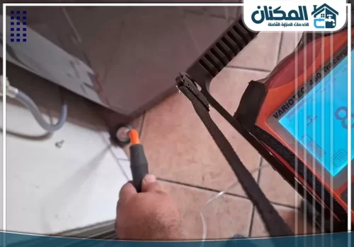 تسربات المياه تحت البلاط